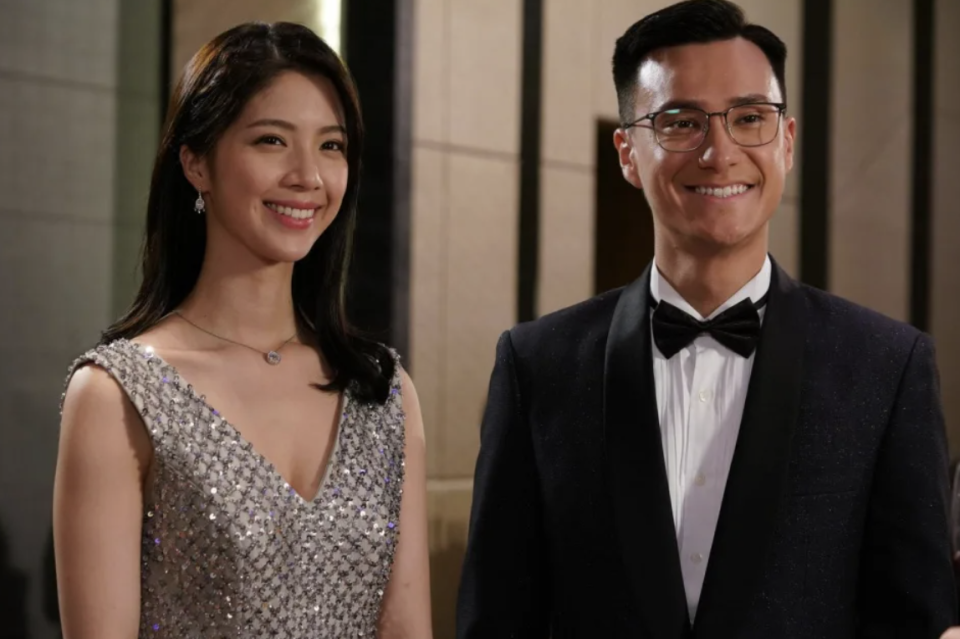 Former Miss Hong Kong champion Chen Xiaohua and Zhu Minhan are said to be in love and live together. At the end of the year, they went to Southeast Asia to get married.