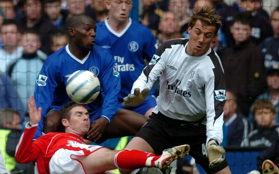 Pidgeley against Charlton