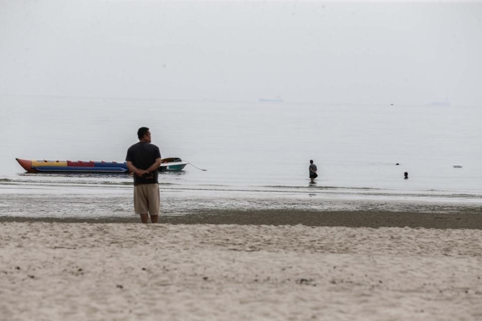 A view of the public beaches in Port Dickson in Negeri Sembilan July 23, 2023. — Picture by Sayuti Zainudin