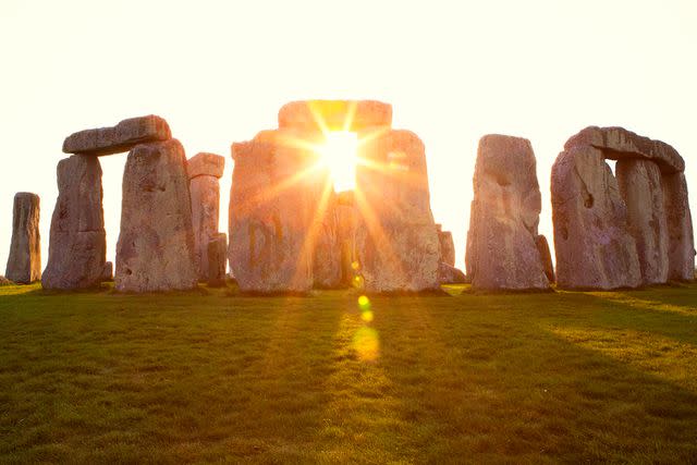 <p>jessicaphoto/Getty</p> Stonehenge