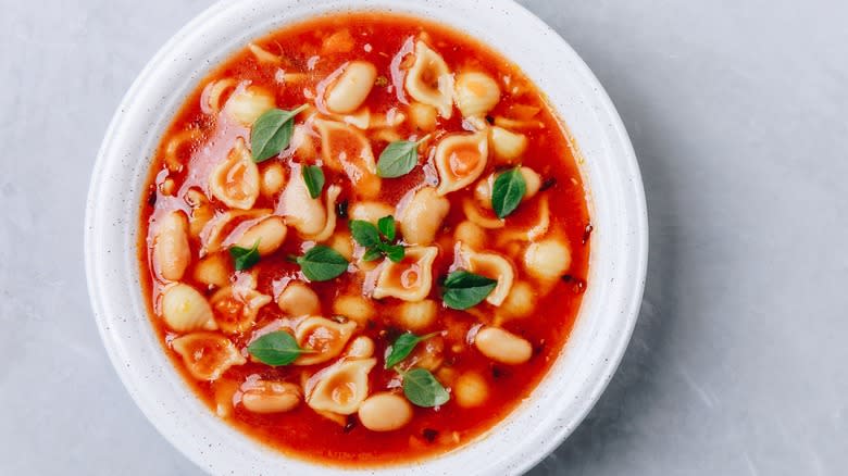 Sopitas with pasta shells