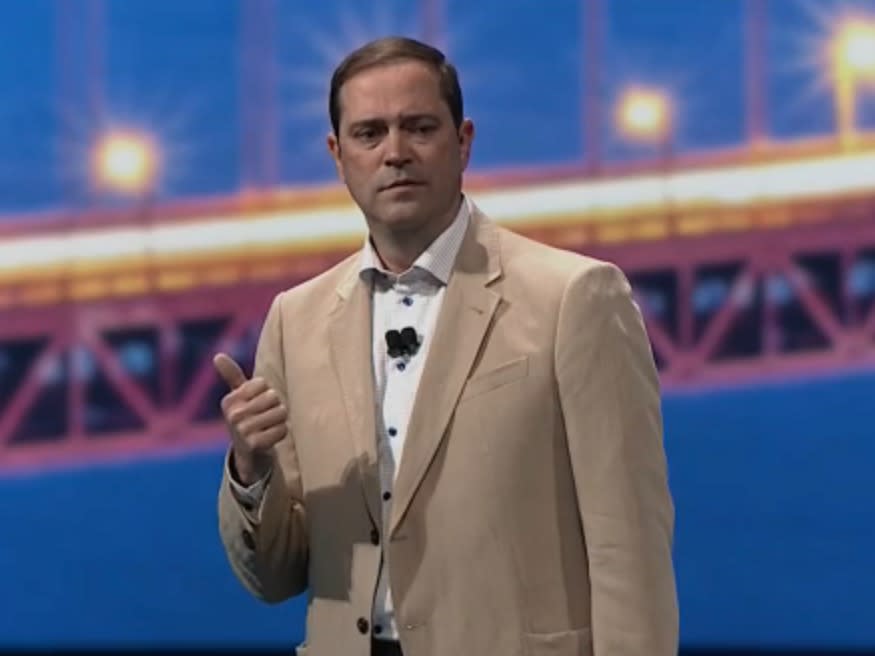 Cisco Chuck Robbins5