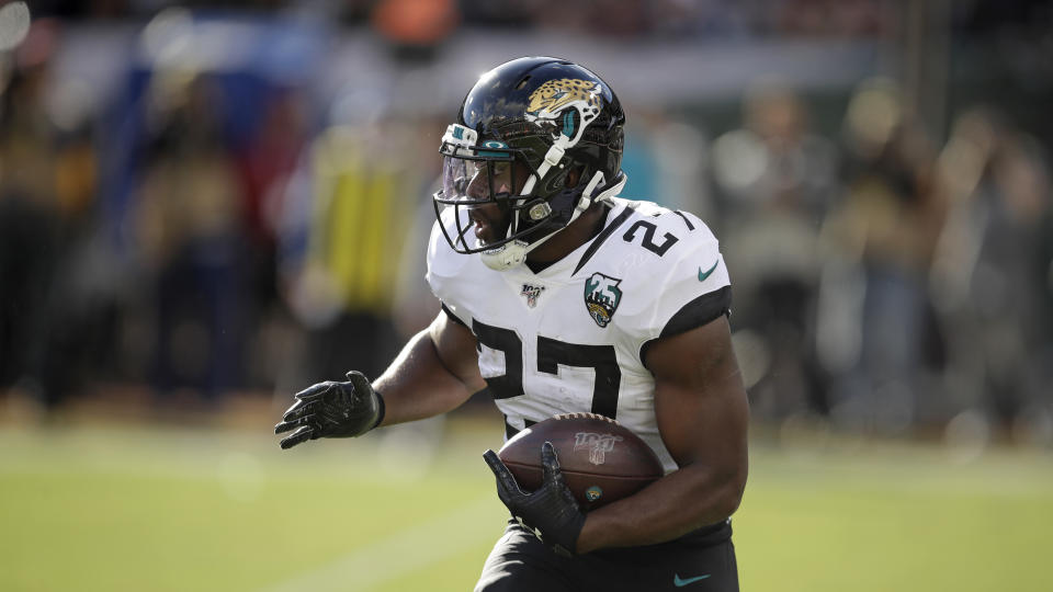 Jacksonville Jaguars running back Leonard Fournette won a grievance against the team. (AP/Ben Margot)