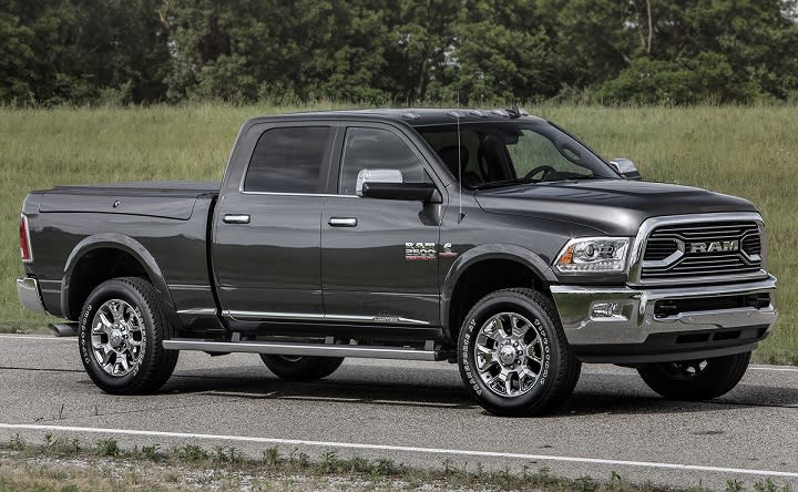 2017 Ram 2500 HD front quarter right photo