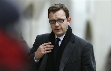 Former News of the World editor Andy Coulson arrives at the Old Bailey courthouse following a lunch break in London January 27, 2014. REUTERS/Suzanne Plunkett