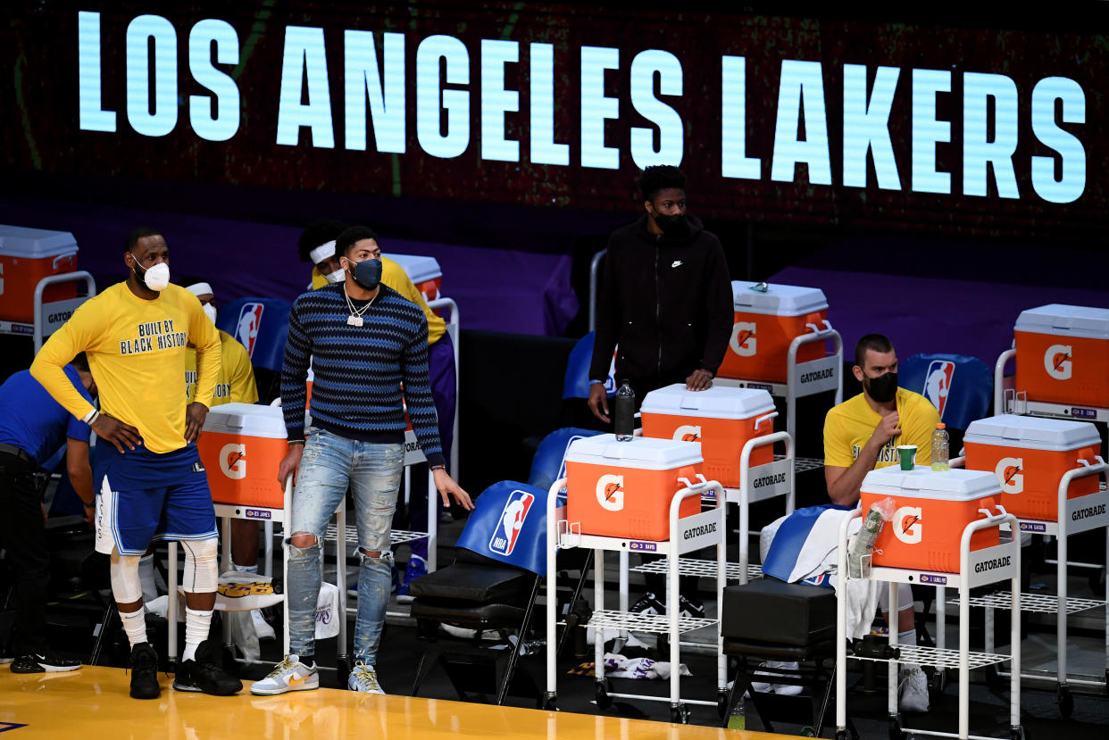 The Lakers could be staring up at a guaranteed playoff spot when LeBron James and Anthony Davis return from injury. (Keith Birmingham/Pasadena Star-News via Getty Images)