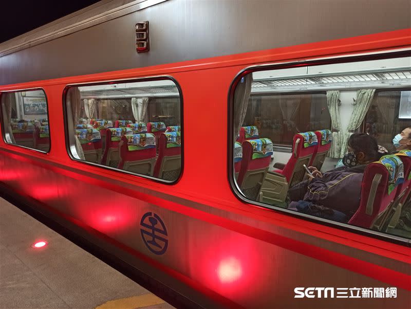 台鐵局宣布228連假加開116班各級列車，1月29日搶票！（圖／記者陳弋攝影）