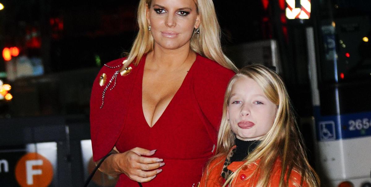 Jessica Simpson gifts daughter $3K Louis Vuitton bag for 11th birthday