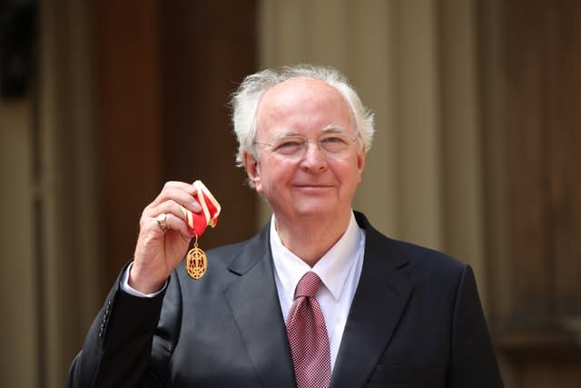 Sir Philip Pullman