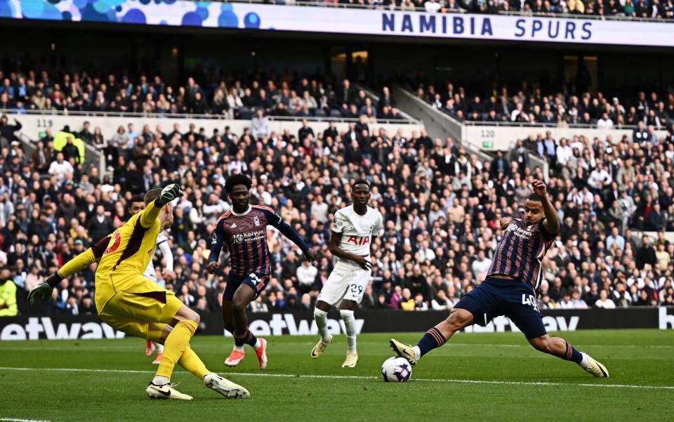 Murillo scores an own goal