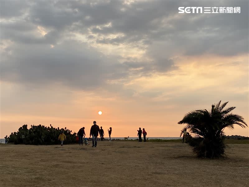 高雄林園濕地公園的夕陽。