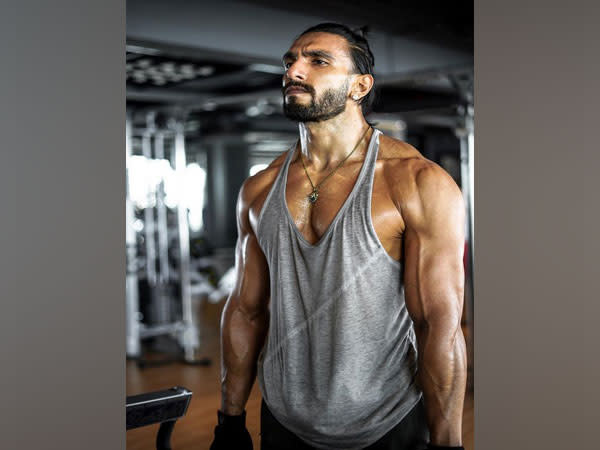 Ranveer Singh shares a glimpse of his intense workout