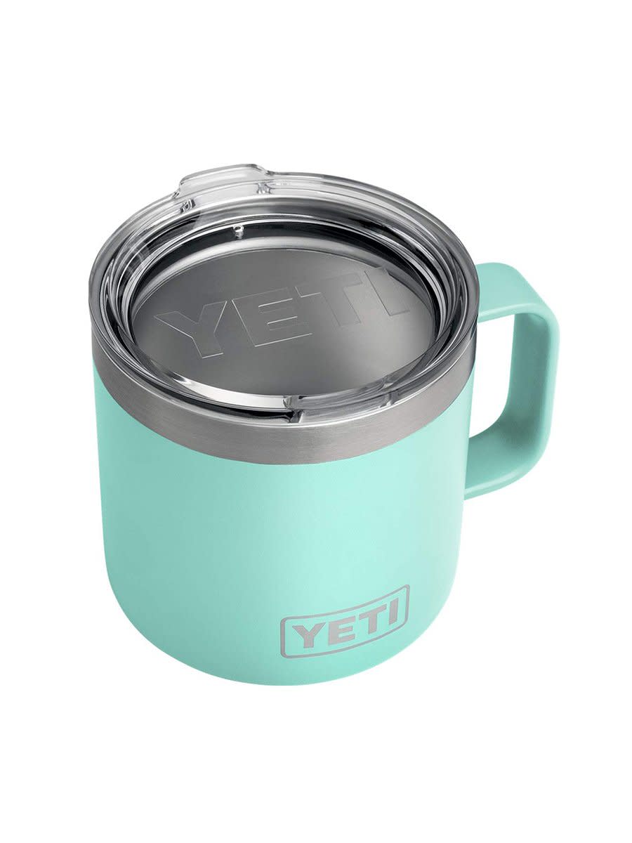 Best Last-Minute Christmas Gift for Coworkers: Yeti Rambler Insulated Mug with Lid