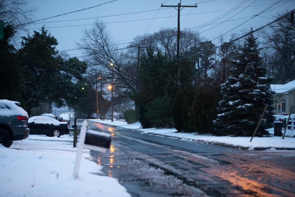 A mix of rain, snow, and sleet falls throughout the Jersey Shore as day breaks. 
Toms River, NJ
Tuesday, January 16, 2024