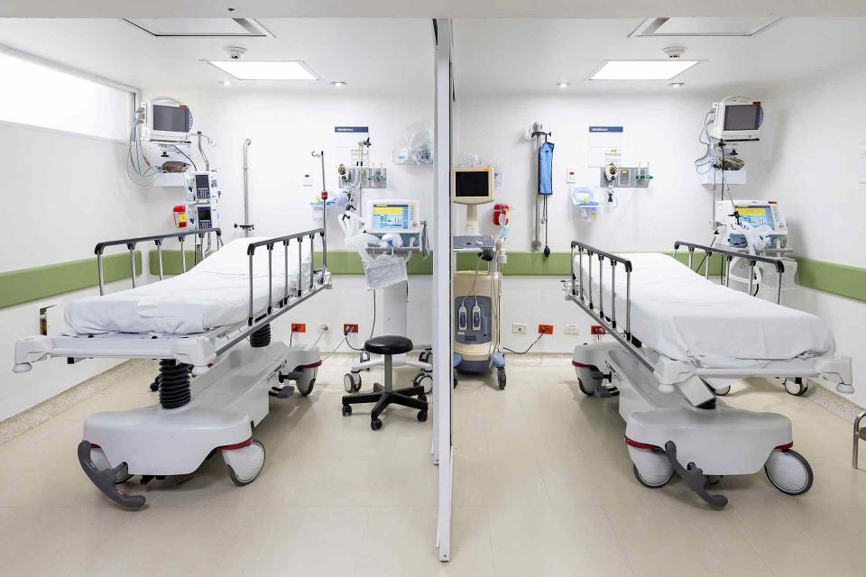 <p>GETY</p> Stock hospital beds