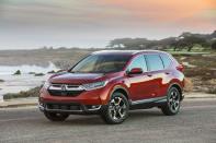 <p>We explore the similarities and differences between these three popular SUVs.</p>