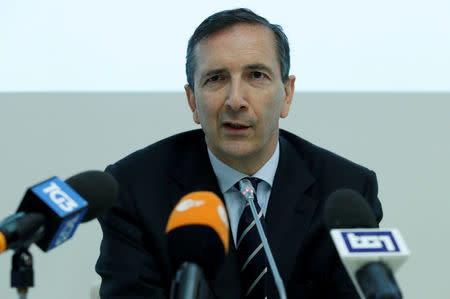 FILE PHOTO: Alitalia special commissioner Luigi Gubitosi, appointed CEO of Telecom Italia on Sunday, talks during a news conference at the Alitalia headquarters at Rome's Leonardo da Vinci-Fiumicino Airport, Italy May 10, 2017. REUTERS/Remo Casilli/File Photo