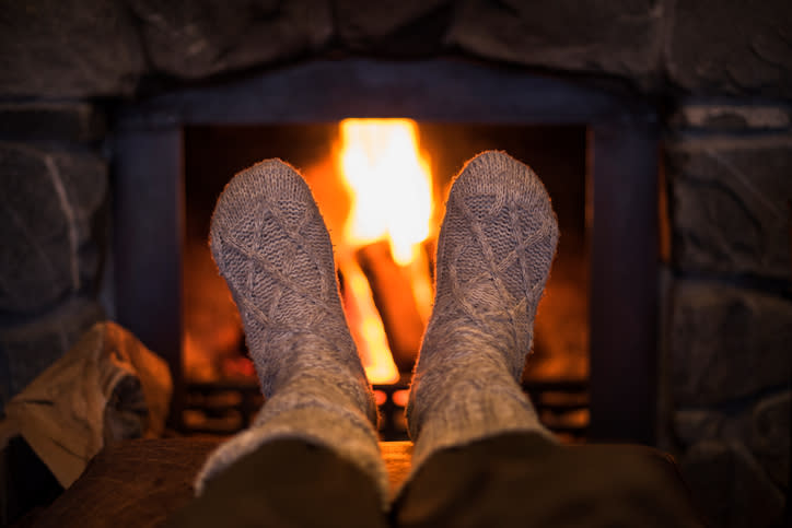 Algunas estrategias mantendrán tu hogar cálido y acogedor. Foto: Johner Images/Getty Images