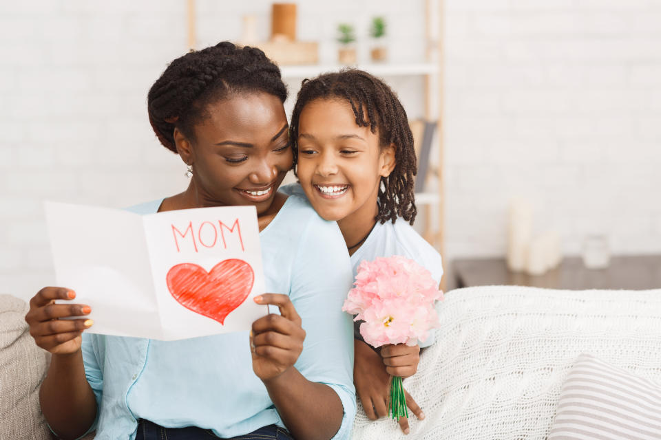If you&rsquo;re running low on time and cash, we&rsquo;ve pulled together a list of the best Mother&rsquo;s Day coupons and Groupons out there. (Photo: Prostock-Studio via Getty Images)