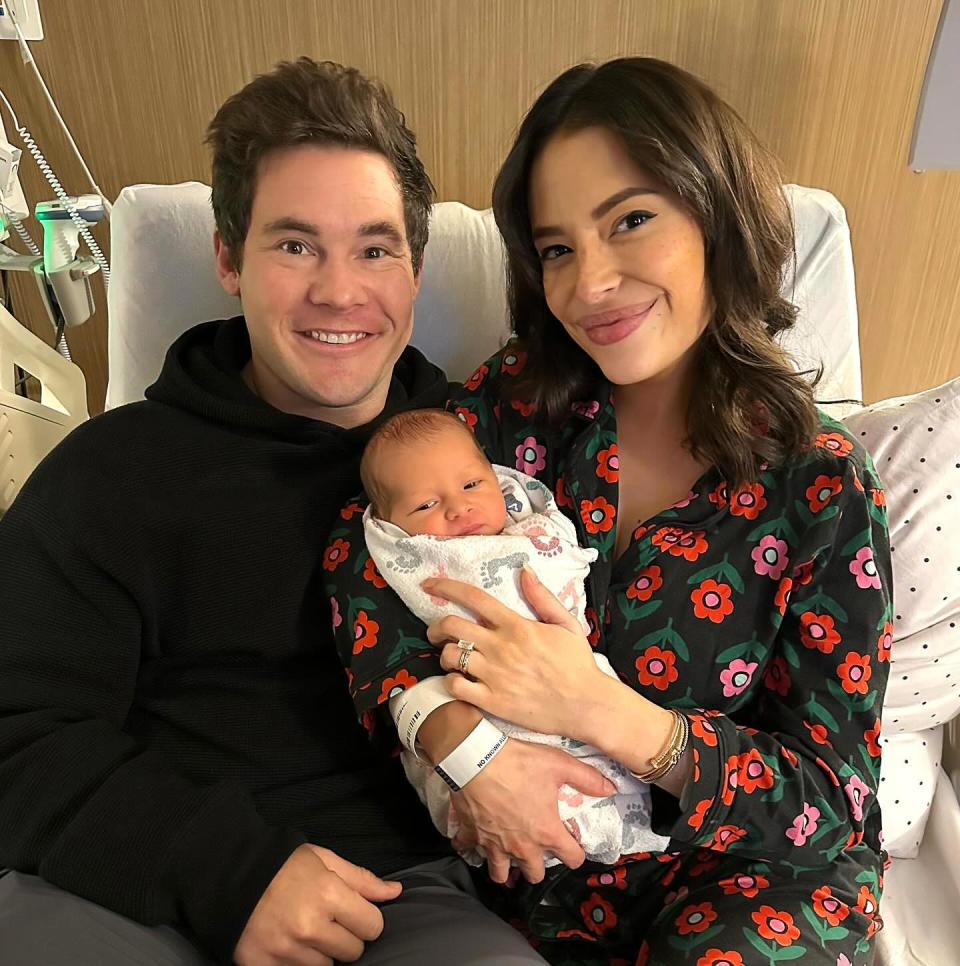 Adam DeVine and Chloe Bridges Baby 638