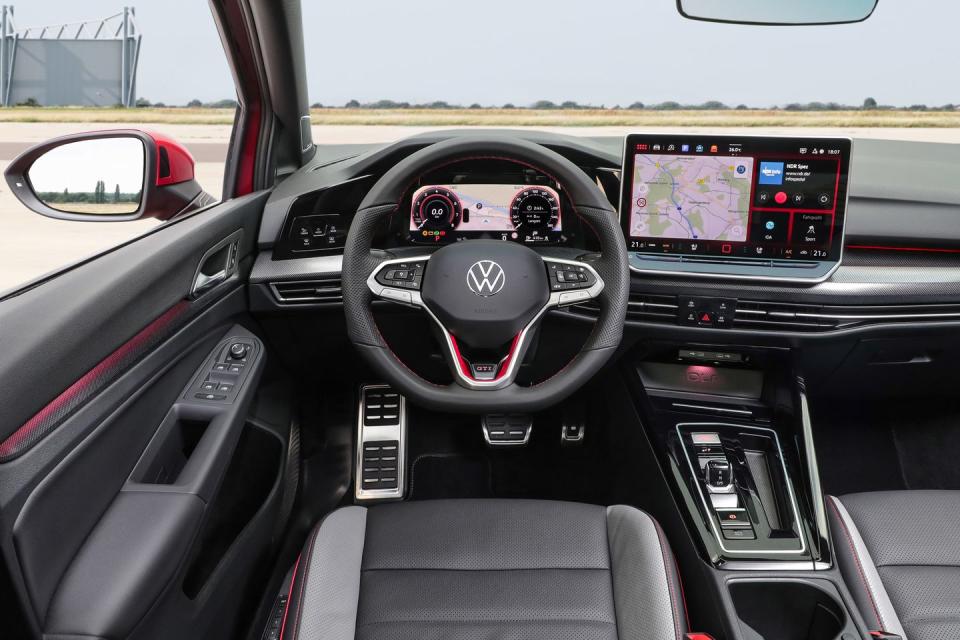 2025 Volkswagen Golf GTI Revealed with More Power, Improved Tech