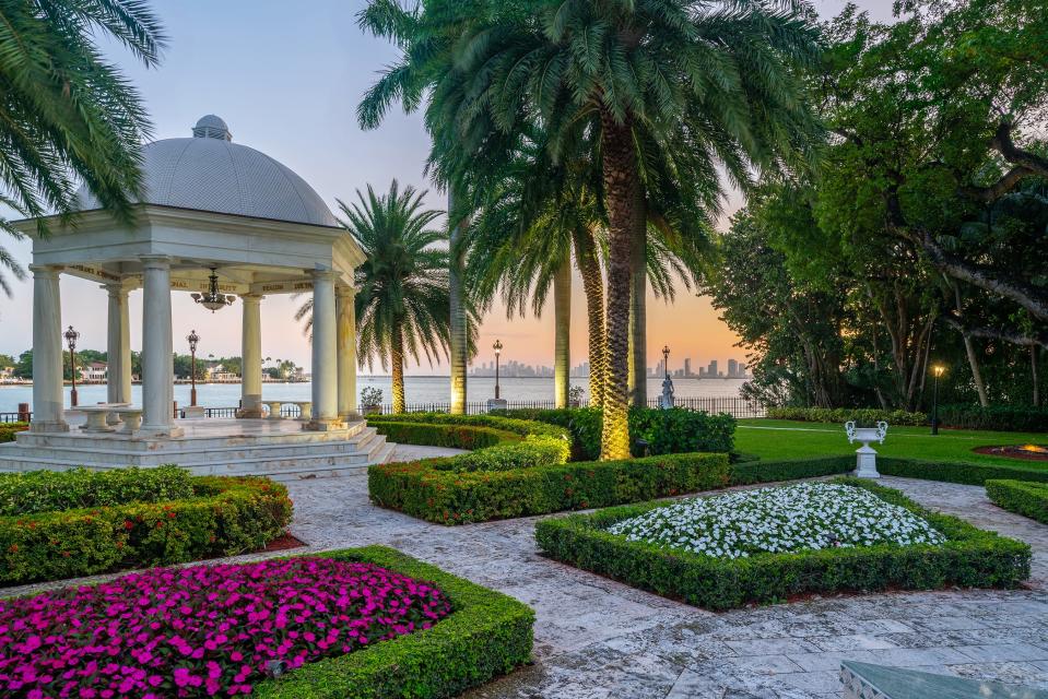 a gazebo at the most expensive home currently for sale in Florida, 18 La Gorce Circle in Miami Beach
