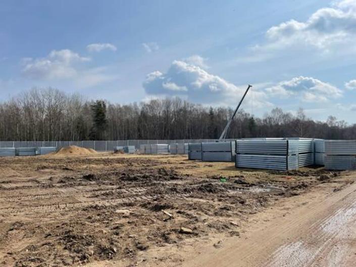 Poland is building a $380 million 116-mile steel wall aimed at curbing undocumented immigration from Belarus (Washington Post)