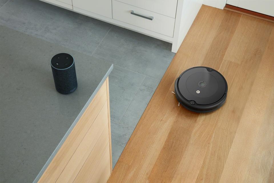 Prime Day 機器人吸塵器最佳優惠包括 iRobot、Dyson、Shark 等公司的機器最高可節省 600 美元