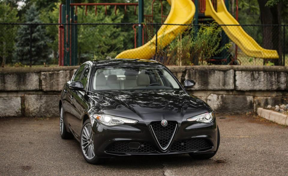 2017 Alfa Romeo Giulia 2.0T AWD