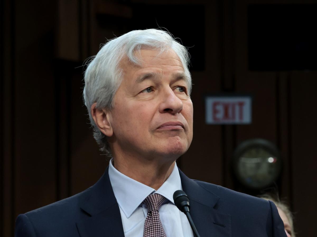 Read the email CEO Jamie Dimon sent to JPMorgan employees after the assassination attempt on Trump