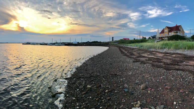 Residents of Lennox Island briefed on Day School lawsuit