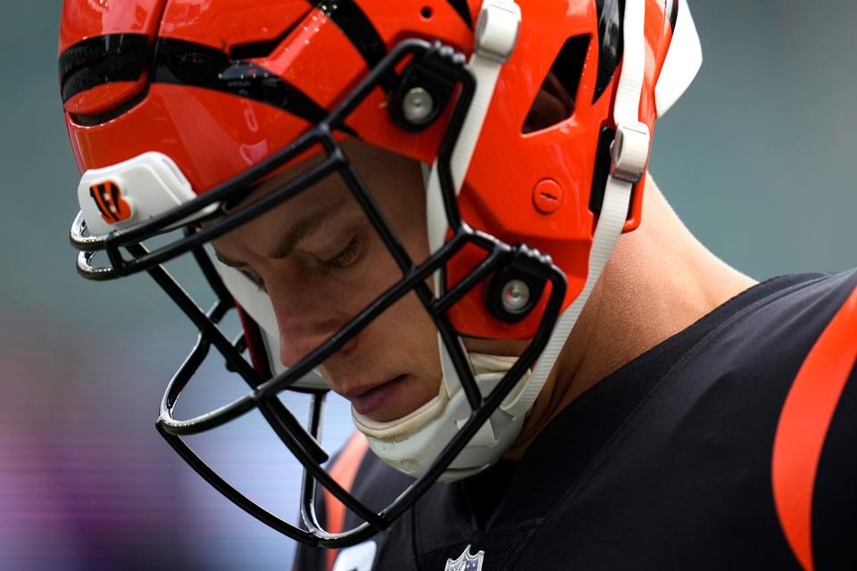 Cincinnati Bengals quarterback <a class="link " href="https://sports.yahoo.com/nfl/players/32671" data-i13n="sec:content-canvas;subsec:anchor_text;elm:context_link" data-ylk="slk:Joe Burrow;sec:content-canvas;subsec:anchor_text;elm:context_link;itc:0">Joe Burrow</a> (9) takes the field for warm ups prior to a Week 2 NFL football game between the <a class="link " href="https://sports.yahoo.com/nfl/teams/baltimore/" data-i13n="sec:content-canvas;subsec:anchor_text;elm:context_link" data-ylk="slk:Baltimore Ravens;sec:content-canvas;subsec:anchor_text;elm:context_link;itc:0">Baltimore Ravens</a> and the Cincinnati Bengals Sunday, Sept. 17, 2023, at Paycor Stadium in Cincinnati.