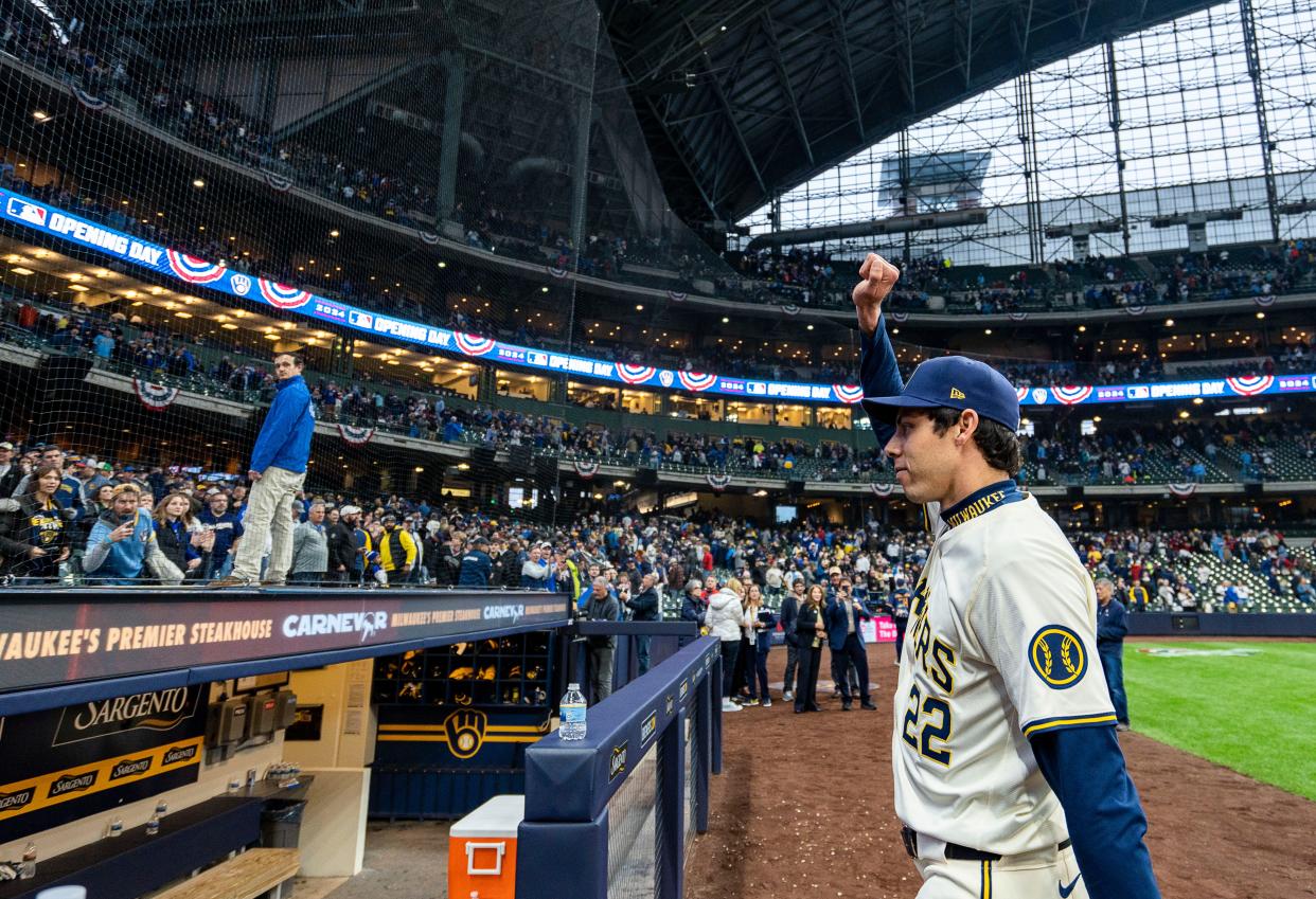Christian Yelich returned to the Brewers lineup after 20 games on the injured list.