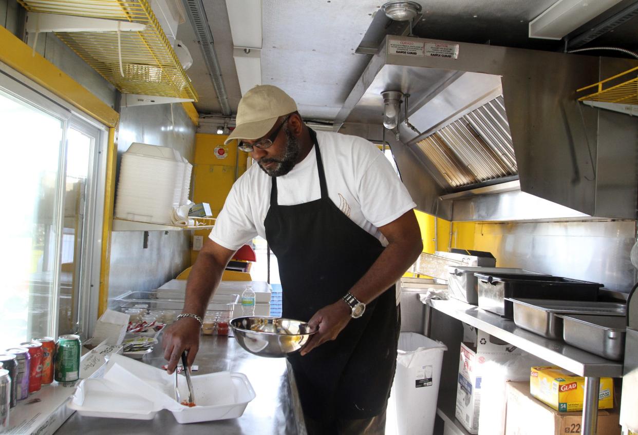 Bea's Heavenly Wings food truck was one of six Palm Beach County businesses to get a perfect score during their most recent health inspection.