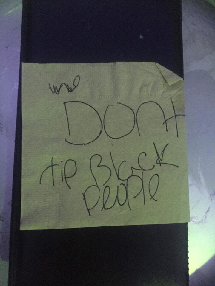 The napkin note that was left instead of a tip. (Photo: Courtesy of Jasmine Brewer)