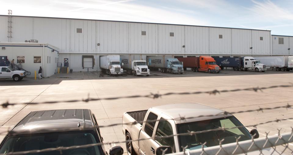 United States Cold Storage Inc. expects to complete an 8.56- million-cubic-foot refrigerated addition at its Tulare North warehouse.