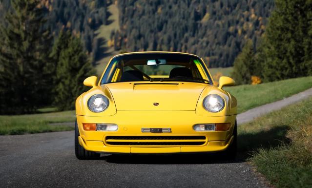 2023 Porsche 911 Carrera T Review: The Endangered Sports Car Worth