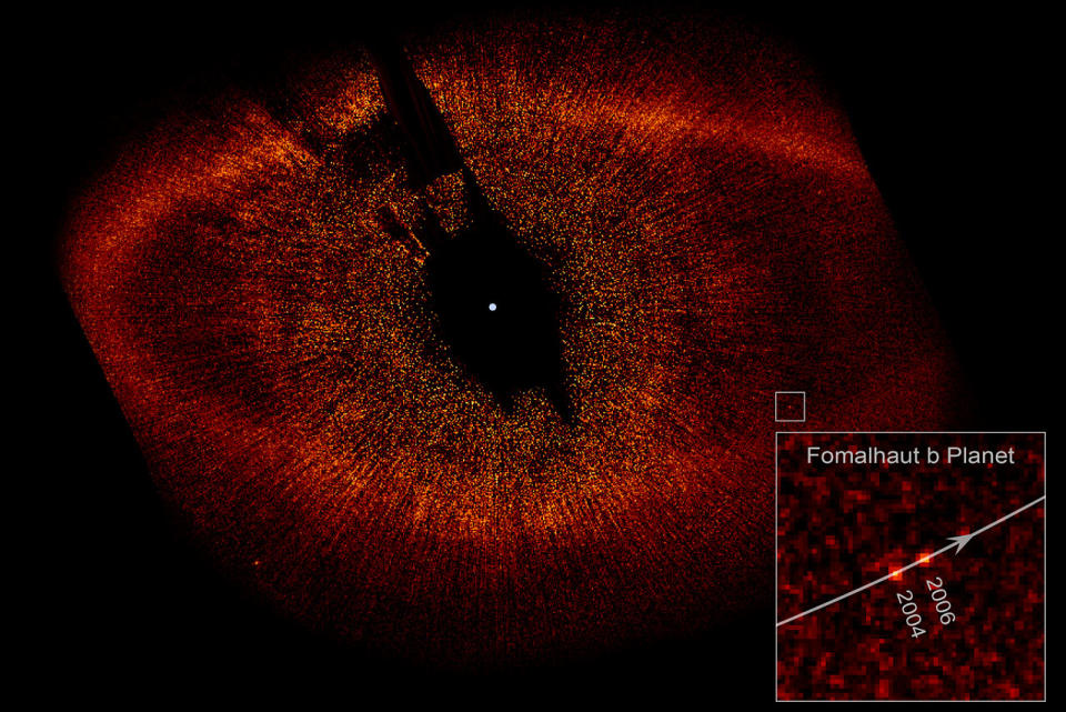 Fomalhaut b exoplanet imaged by Hubble Space Telescope