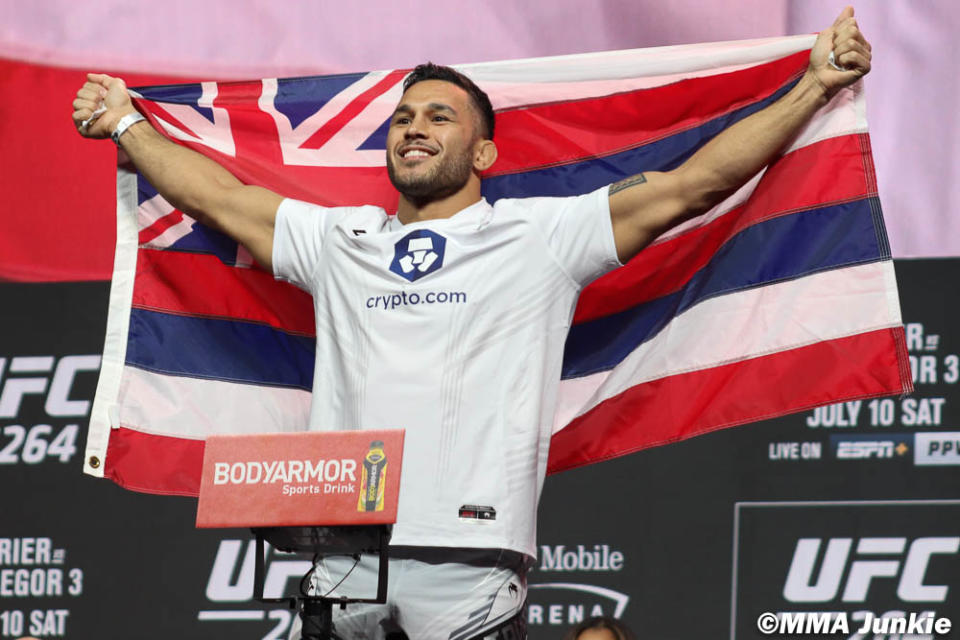 Brad Tavares