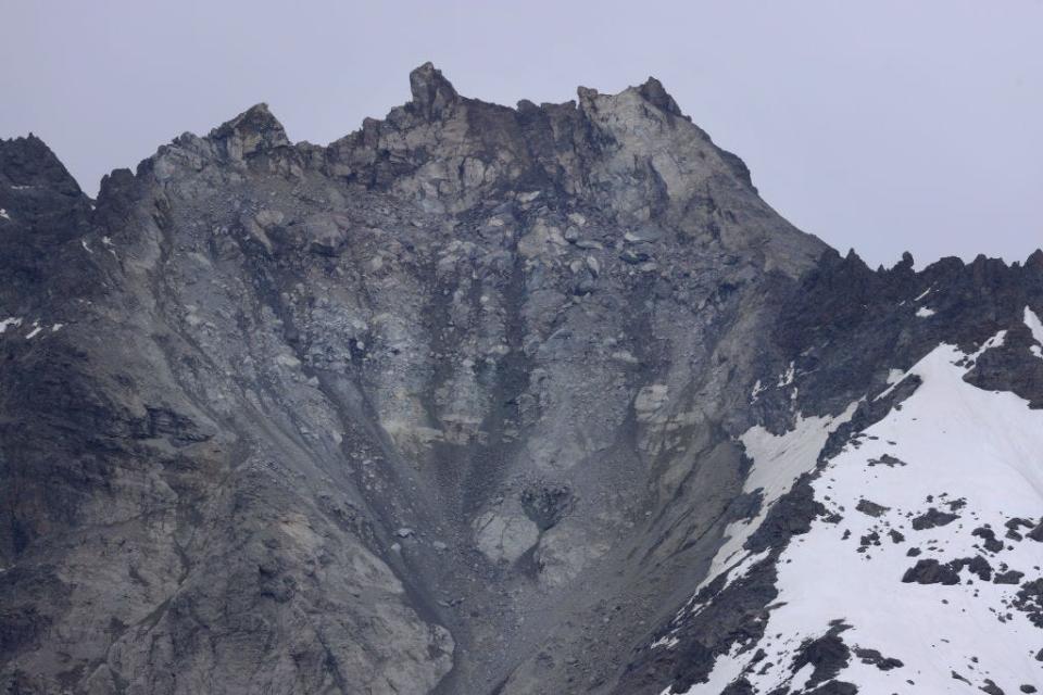 A view of the partially collapsed Fluchthorn mountain.