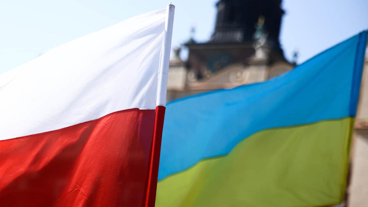 The flag of Ukraine and the flag of Poland. Stock photo: Getty Images