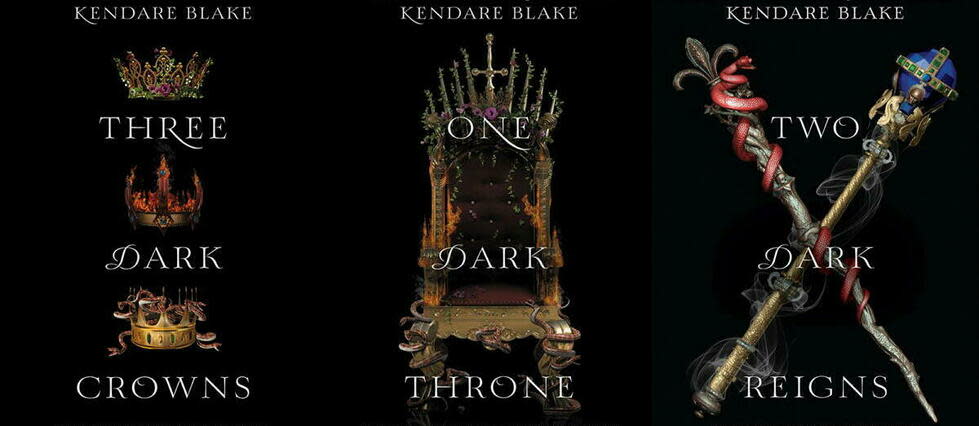 Les trois premiers tomes de la série « Three Dark Crowns »
