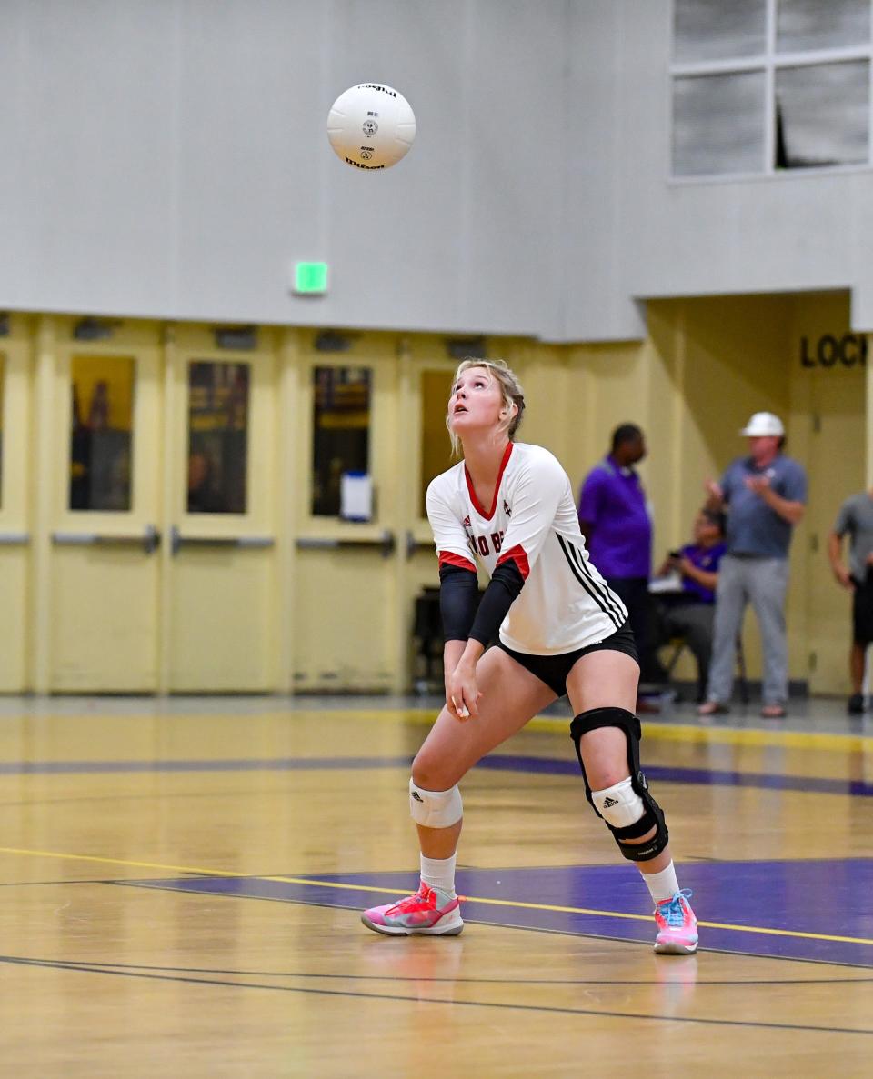 Vero Beach's Kaleigh Becton (4) returns a serve in a high school volleyball match against Fort Pierce Central on Tuesday, Sept. 26, 2023, in Fort Pierce.