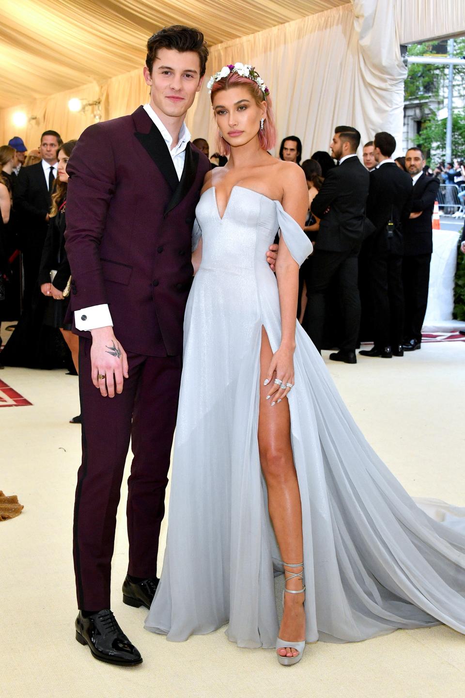 <h1 class="title">Shawn Mendes in Tommy Hilfiger and Hailey Baldwin in Tommy Hilfiger, Tiffany & Co. jewelry, and Jimmy Choo shoes.</h1><cite class="credit">Photo: Getty Images</cite>