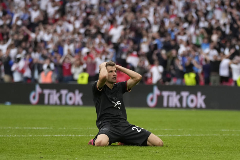 LONDON, ENGLAND - JUNE 29: Thomas Mueller of Germany reacts after a missedisses a chance during the UEFA Euro 2020 Championship Round of 16 match between England and Germany at Wembley Stadium on June 29, 2021 in London, England. (Photo by Frank Augstein - Pool/Getty Images)