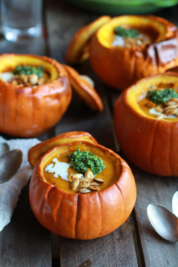 <strong>Get the <a href="http://www.halfbakedharvest.com/roasted-garlic-sage-pesto-pumpkin-soup-spicy-fried-pumpkin-seeds/" target="_blank">Roasted Garlic Sage Pesto Pumpkin Soup With Spicy Fried Pumpkin Seeds recipe</a> from Half Baked Harvest</strong>