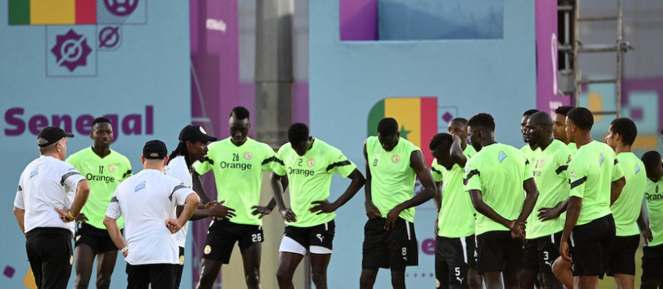 Alors que le Sénégal a été sacré champion d'Afrique la saison dernière, une qualification pour le tableau final validerait par ailleurs les progrès des Lions sur la scène internationale.  - Credit:OZAN KOSE / AFP