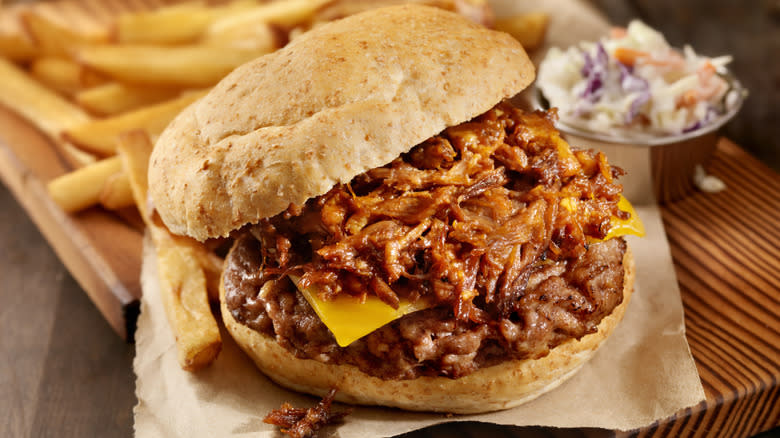 Pulled pork sandwich