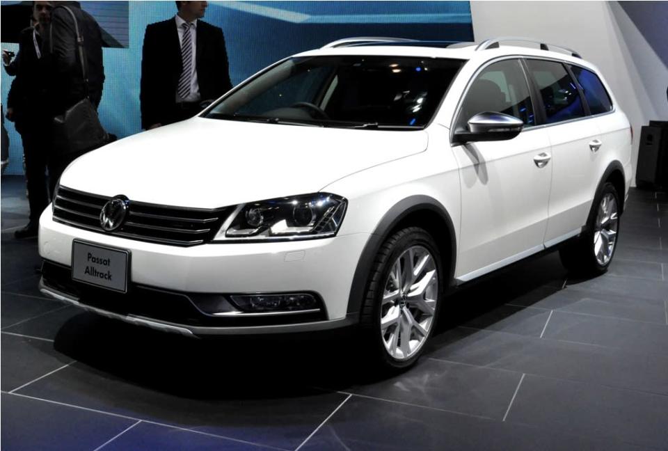 Volkswagen Passat Alltrack (Photo courtesy of www.Cheryl-Tay.com)