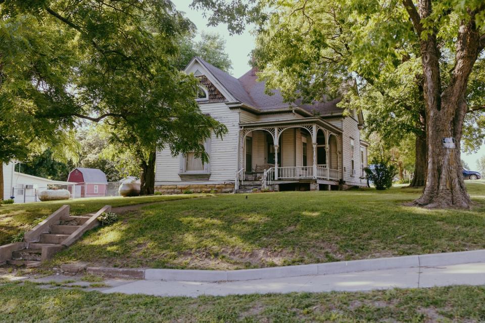 Many of the homes are vacant or in disrepair in Bunceton, Mo.